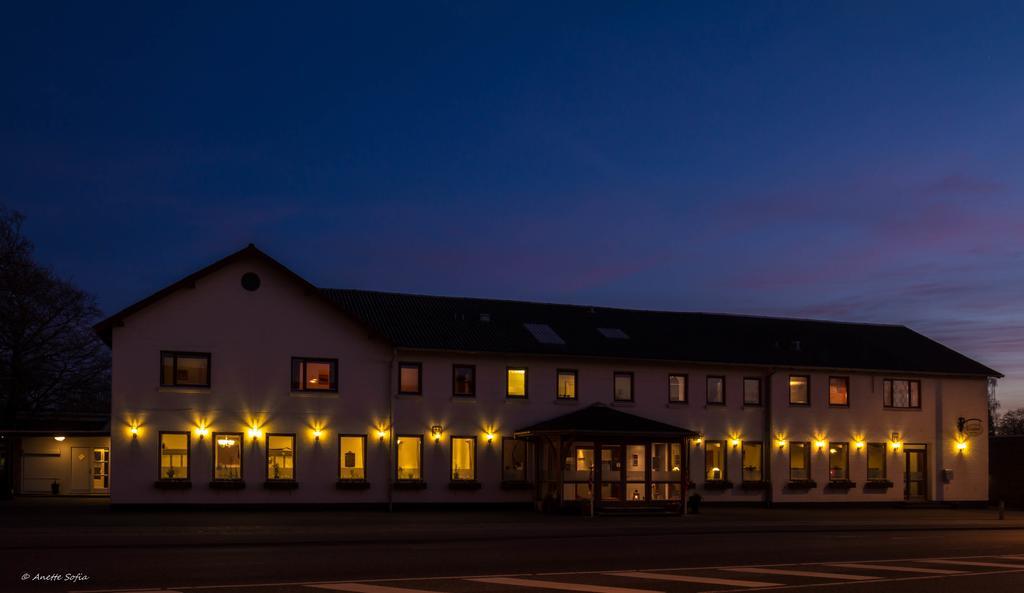 Sdr. Omme Kro & Hotel Екстер'єр фото