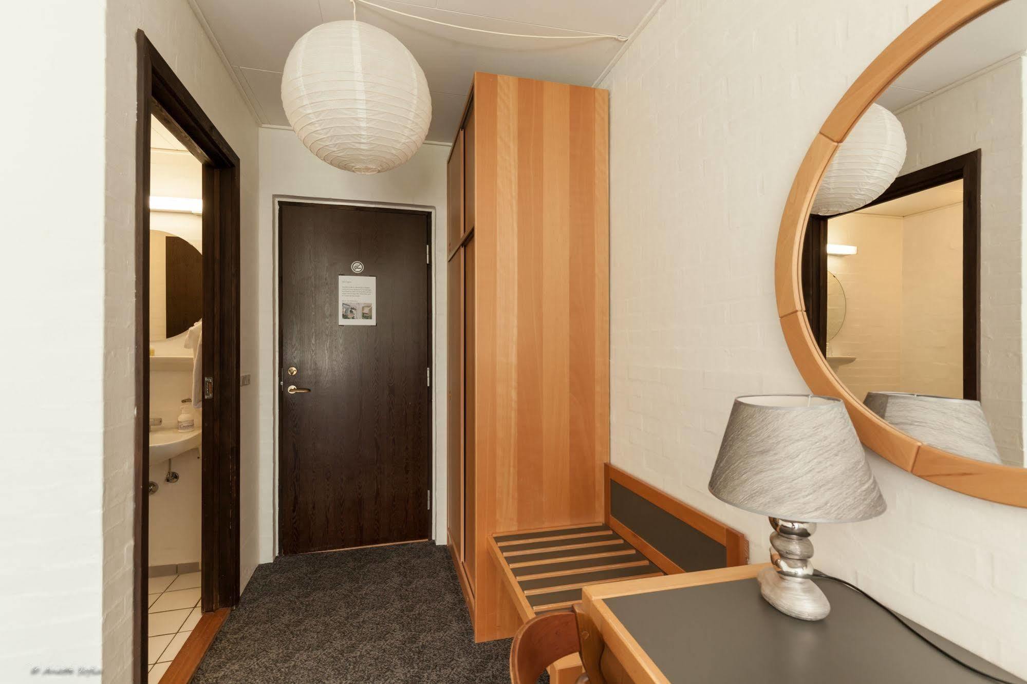 Sdr. Omme Kro & Hotel Екстер'єр фото